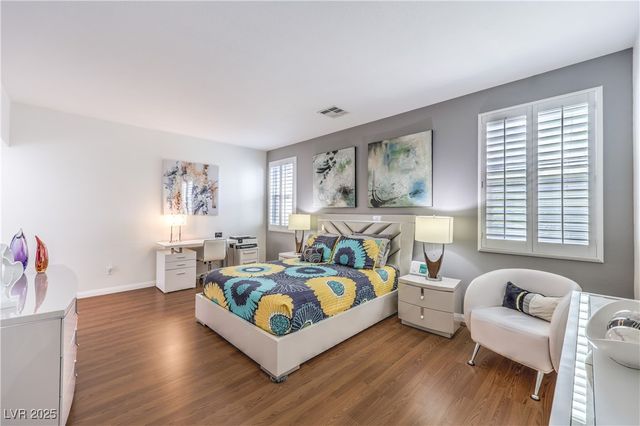 10939 Castle Fountain Street, Las Vegas, NV 89141