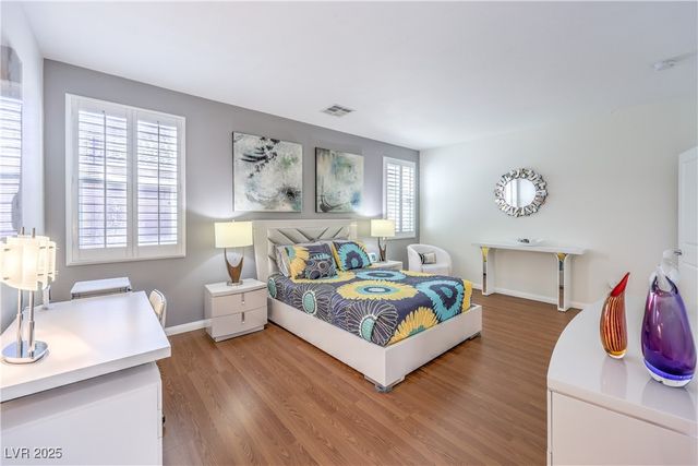 10939 Castle Fountain Street, Las Vegas, NV 89141