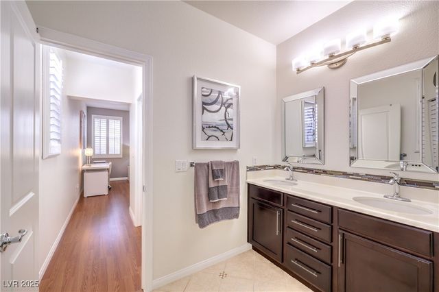 10939 Castle Fountain Street, Las Vegas, NV 89141