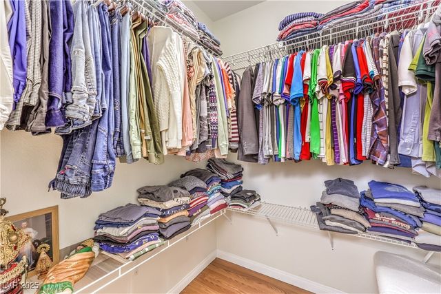 10939 Castle Fountain Street, Las Vegas, NV 89141