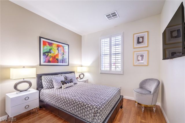 10939 Castle Fountain Street, Las Vegas, NV 89141