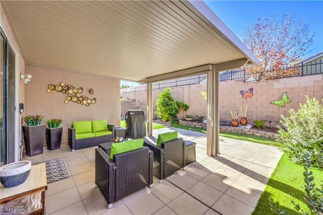 10939 Castle Fountain Street, Las Vegas, NV 89141