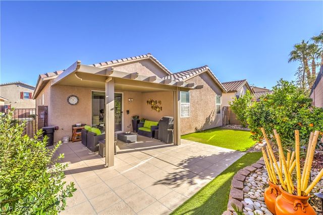 10939 Castle Fountain Street, Las Vegas, NV 89141