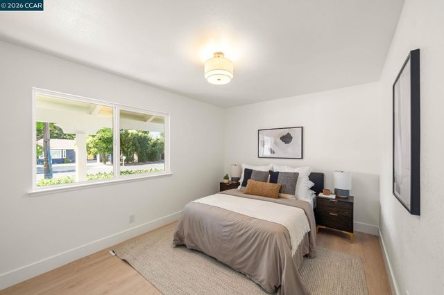 1948 Risdon Rd, Concord, CA 94518