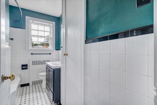 2529 Livingston RD, Roanoke, VA 24015