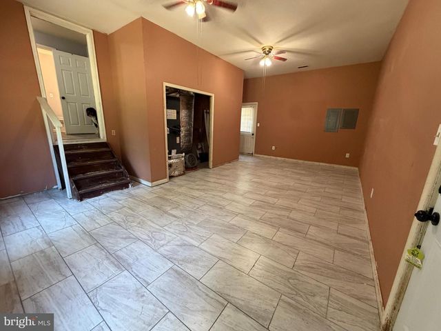 1270 TONGUE COVE DR, Lusby, MD 20657