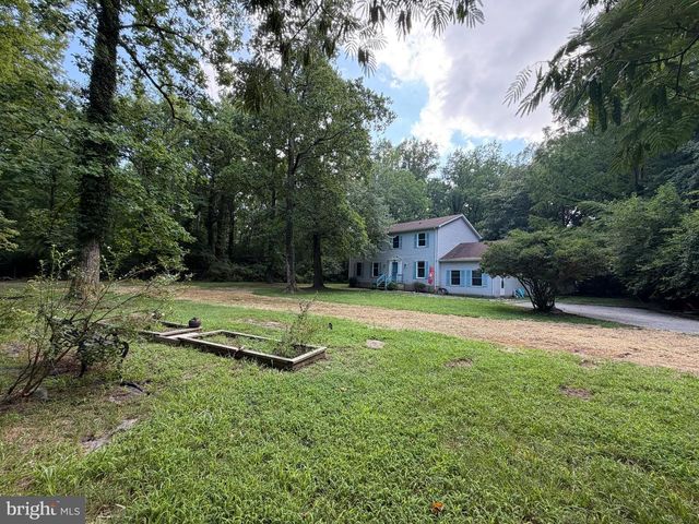 1270 TONGUE COVE DR, Lusby, MD 20657