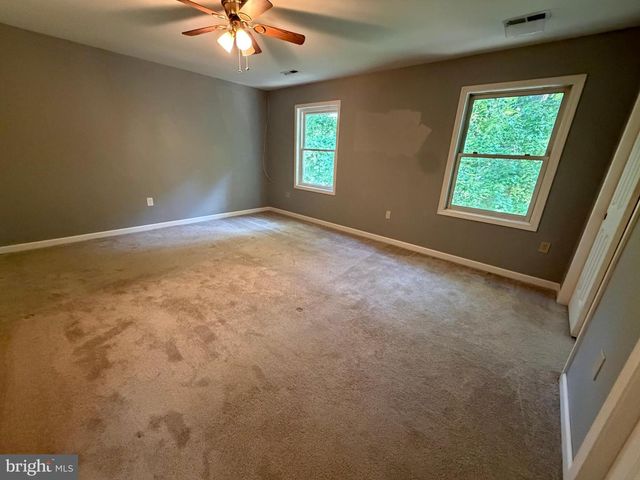 1270 TONGUE COVE DR, Lusby, MD 20657