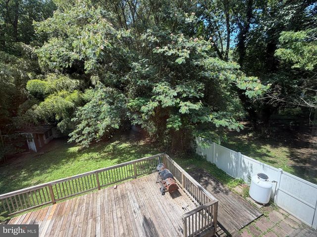 1270 TONGUE COVE DR, Lusby, MD 20657