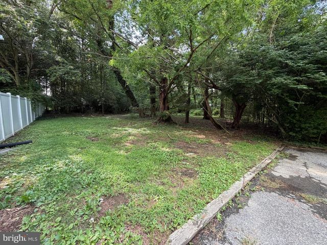 1270 TONGUE COVE DR, Lusby, MD 20657