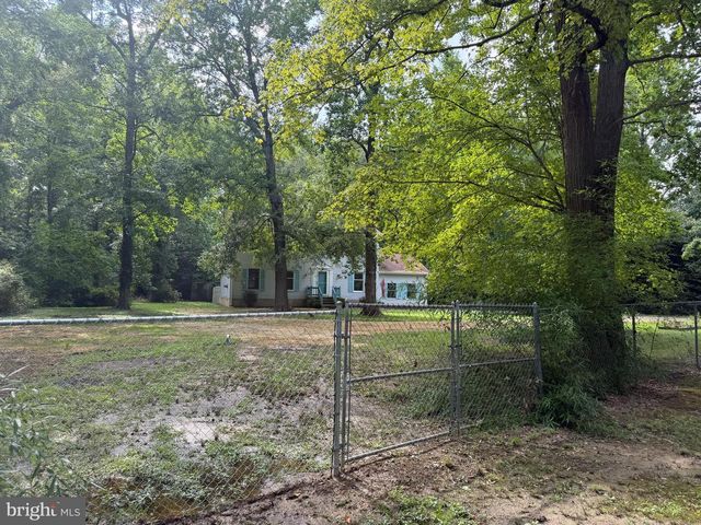 1270 TONGUE COVE DR, Lusby, MD 20657