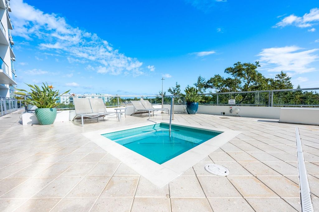 Image 21 of property listing at 101 S EOLA DRIVE 710, Orlando, FL 32801