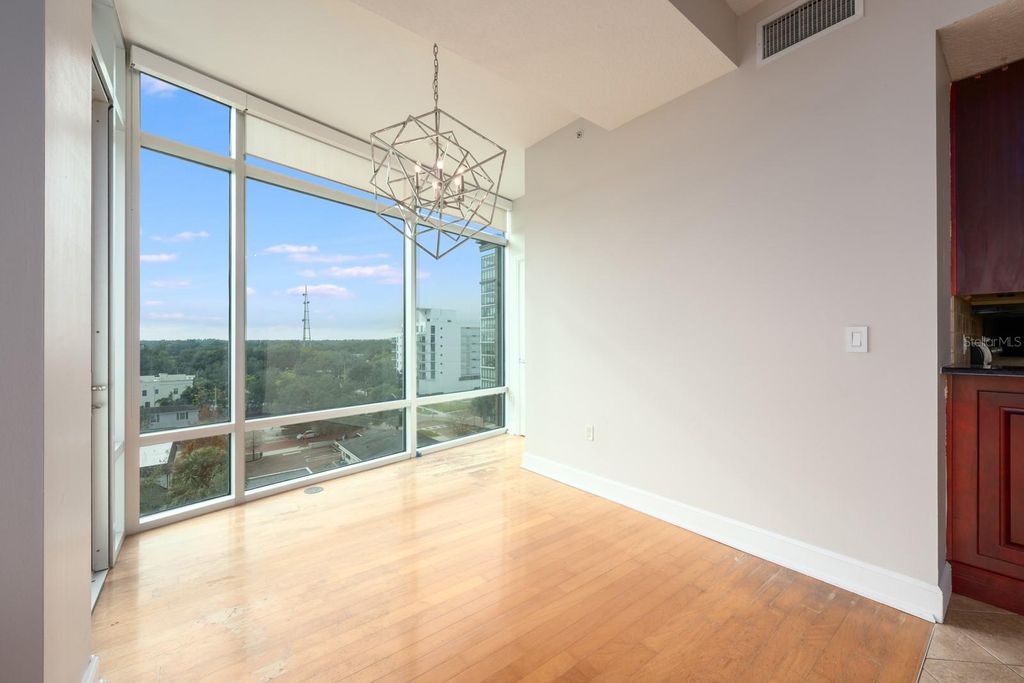 Image 5 of property listing at 101 S EOLA DRIVE 710, Orlando, FL 32801