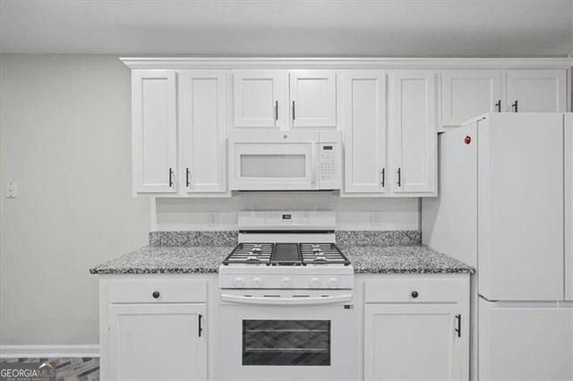 295 Glenn Eagles Way, Hiram, GA 30141