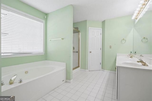 295 Glenn Eagles Way, Hiram, GA 30141
