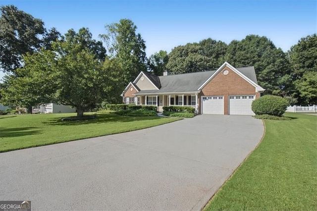 295 Glenn Eagles Way, Hiram, GA 30141