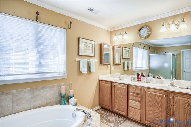 237 Ashbury Hills Dr, Richmond, VA 23227