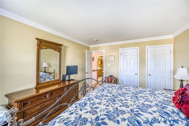 237 Ashbury Hills Dr, Richmond, VA 23227