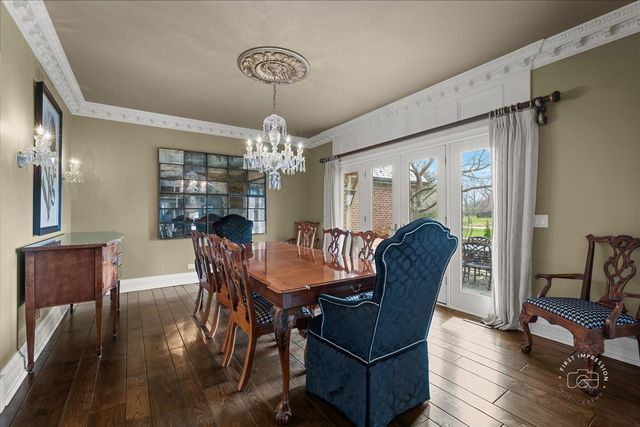 36W442 Hunters Gate Road, St. Charles, IL 60175