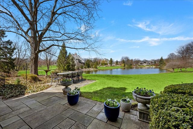 36W442 Hunters Gate Road, St. Charles, IL 60175