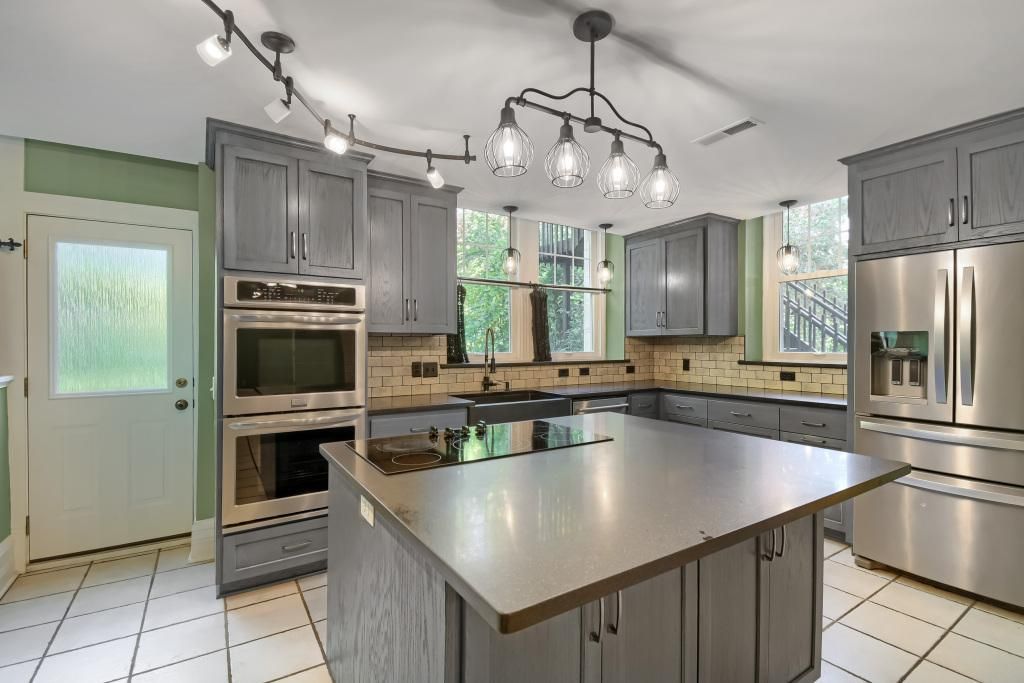 300 Ridgewood Avenue 4, Minneapolis, MN 55403 — photo 4