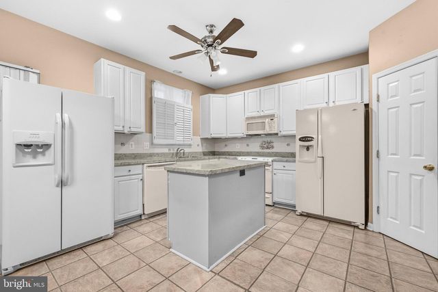 6790 HAWTHORNE RD, La Plata, MD 20646