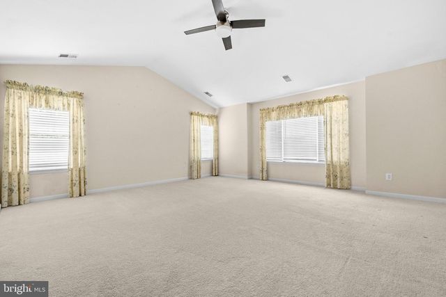 6790 HAWTHORNE RD, La Plata, MD 20646