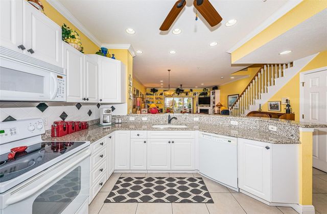 11595 GULF BOULEVARD 108, St Petersburg, FL 33706