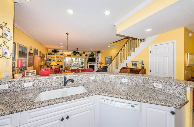 11595 GULF BOULEVARD 108, St Petersburg, FL 33706