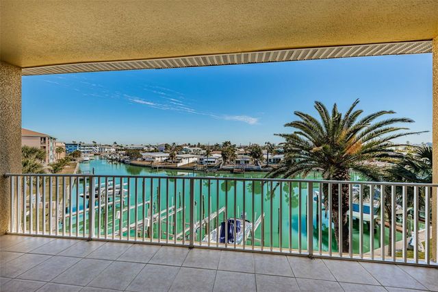 11595 GULF BOULEVARD 108, St Petersburg, FL 33706