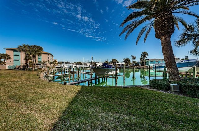11595 GULF BOULEVARD 108, St Petersburg, FL 33706