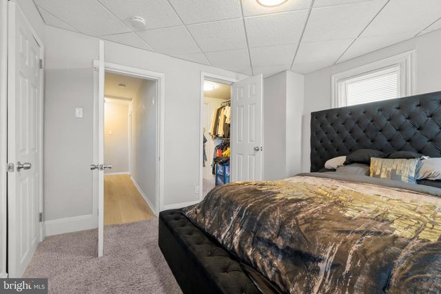 305 BROADWAY, Westville, NJ 08093