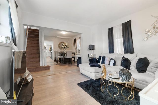 305 BROADWAY, Westville, NJ 08093