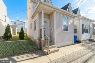 305 BROADWAY, Westville, NJ 08093