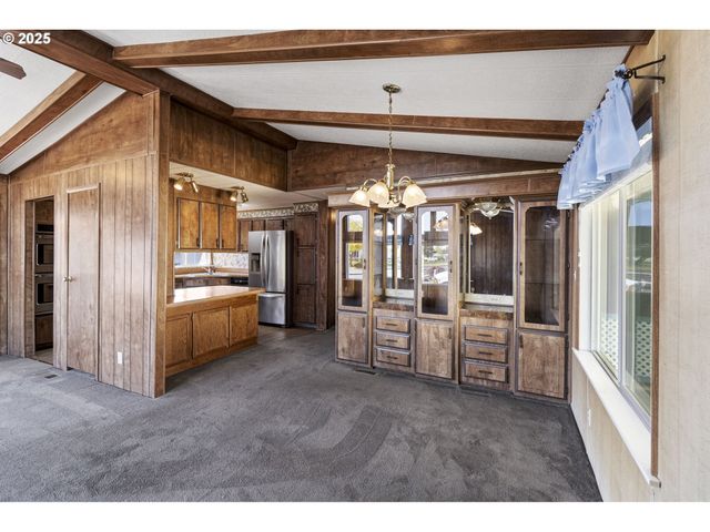 1199 N TERRY St 228, Eugene, OR 97402