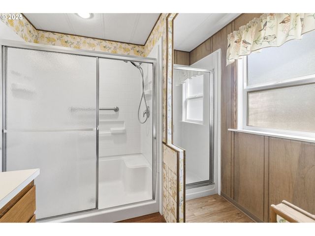 1199 N TERRY St 228, Eugene, OR 97402