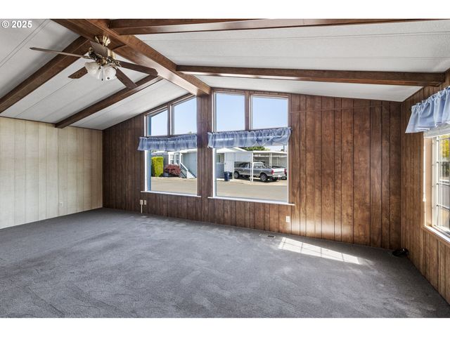 1199 N TERRY St 228, Eugene, OR 97402
