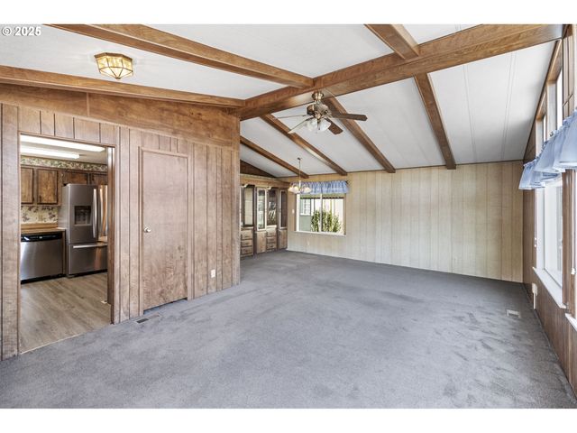 1199 N TERRY St 228, Eugene, OR 97402