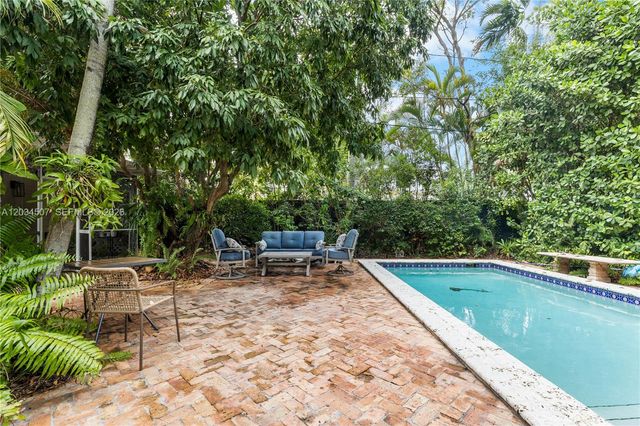 1511 SW 13th St, Miami, FL 33145
