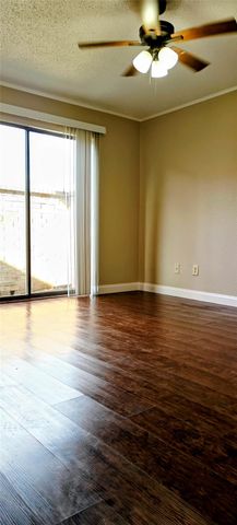 8413 Sands Point Dr Drive, Houston, TX 77036