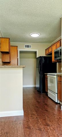 8413 Sands Point Dr Drive, Houston, TX 77036