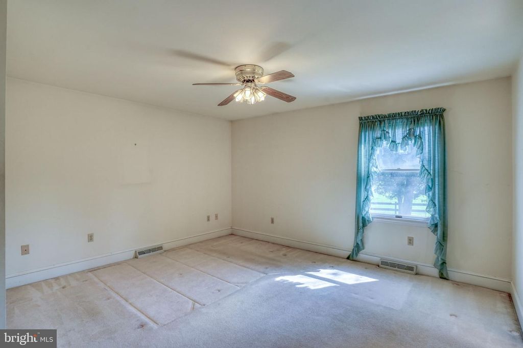 Image 35 of property listing at 3123 TELEGRAPH RD, Elkton, MD 21921