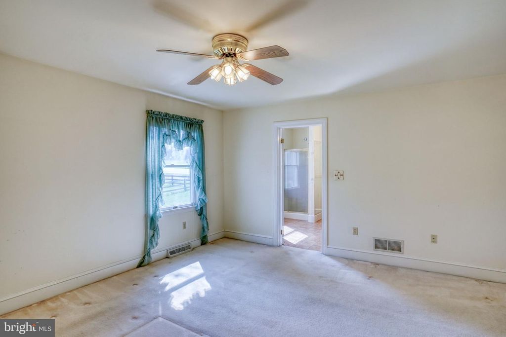 Image 36 of property listing at 3123 TELEGRAPH RD, Elkton, MD 21921