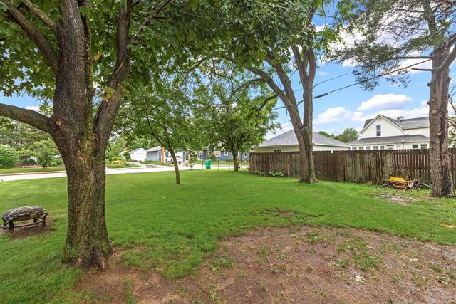 1702 Altoona Avenue, Eau Claire, WI 54701