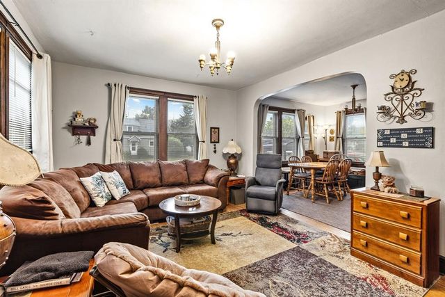 1702 Altoona Avenue, Eau Claire, WI 54701