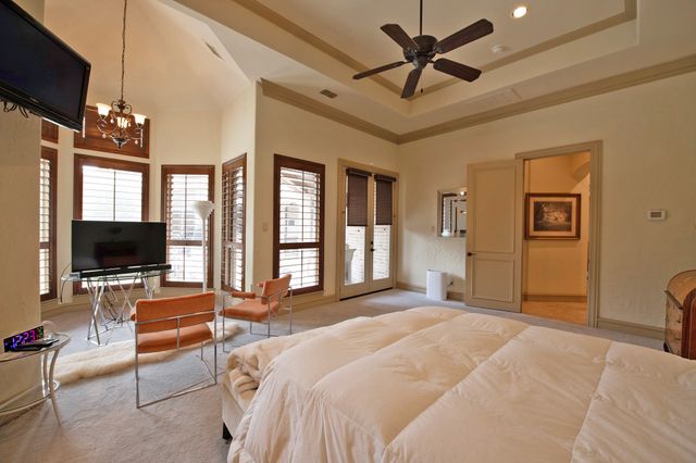 100 Manor Drive, Heath, TX 75032