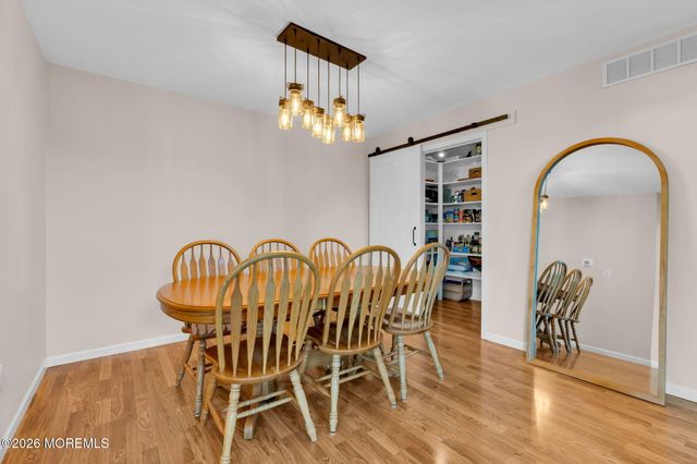 2804 Ashford Court, Middletown, NJ 07748