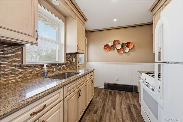 2398 Yorktown Street, Oceanside, NY 11572