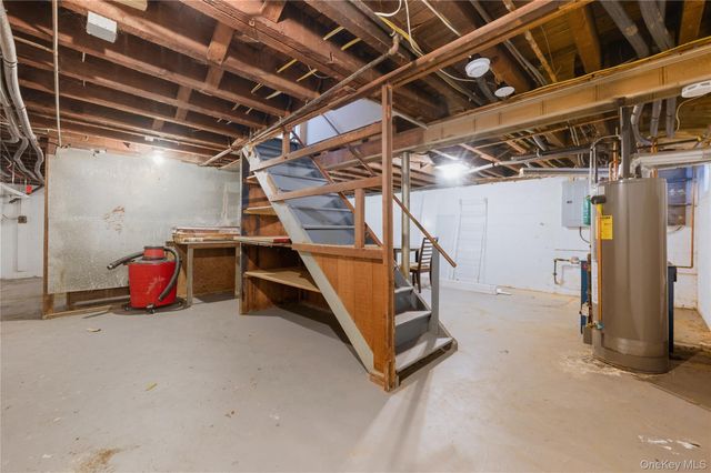 2398 Yorktown Street, Oceanside, NY 11572