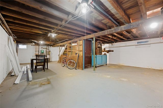 2398 Yorktown Street, Oceanside, NY 11572